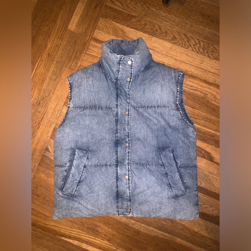 Elan Denim Puffer Vest - Picture 2 of 4